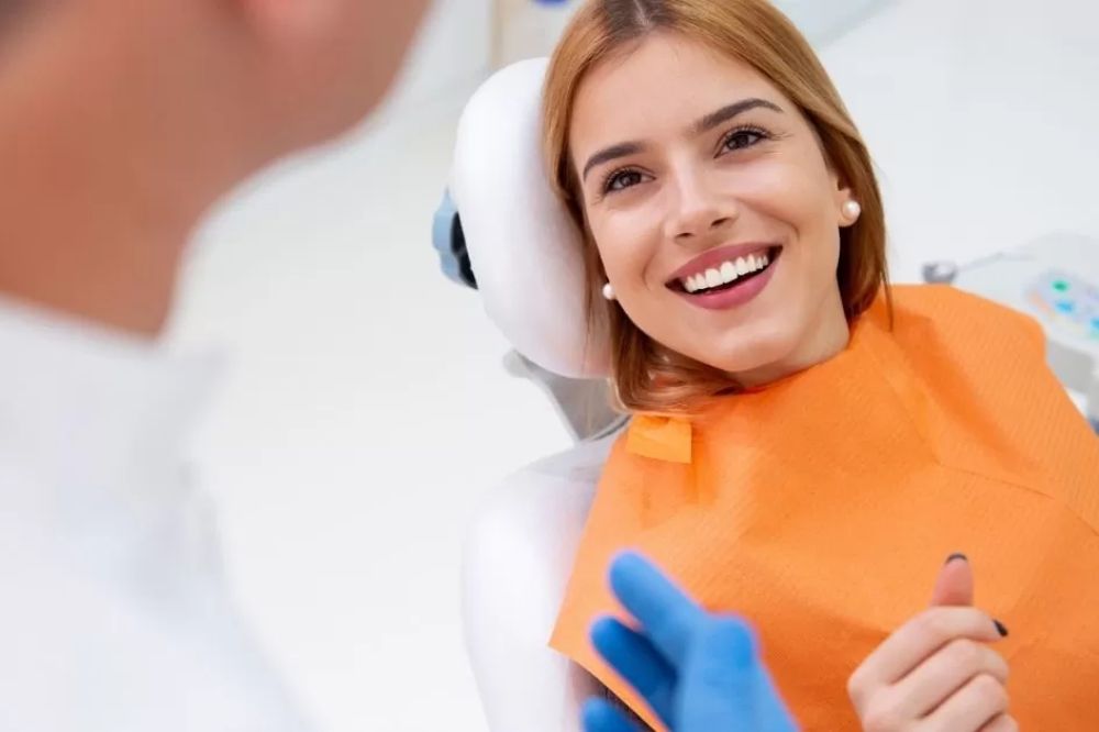teeth whitening in Country Hills